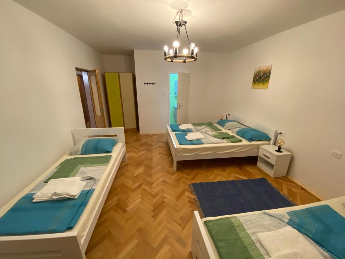 Hostel Sobe Kaki In Kivi Izola Zewnętrze zdjęcie