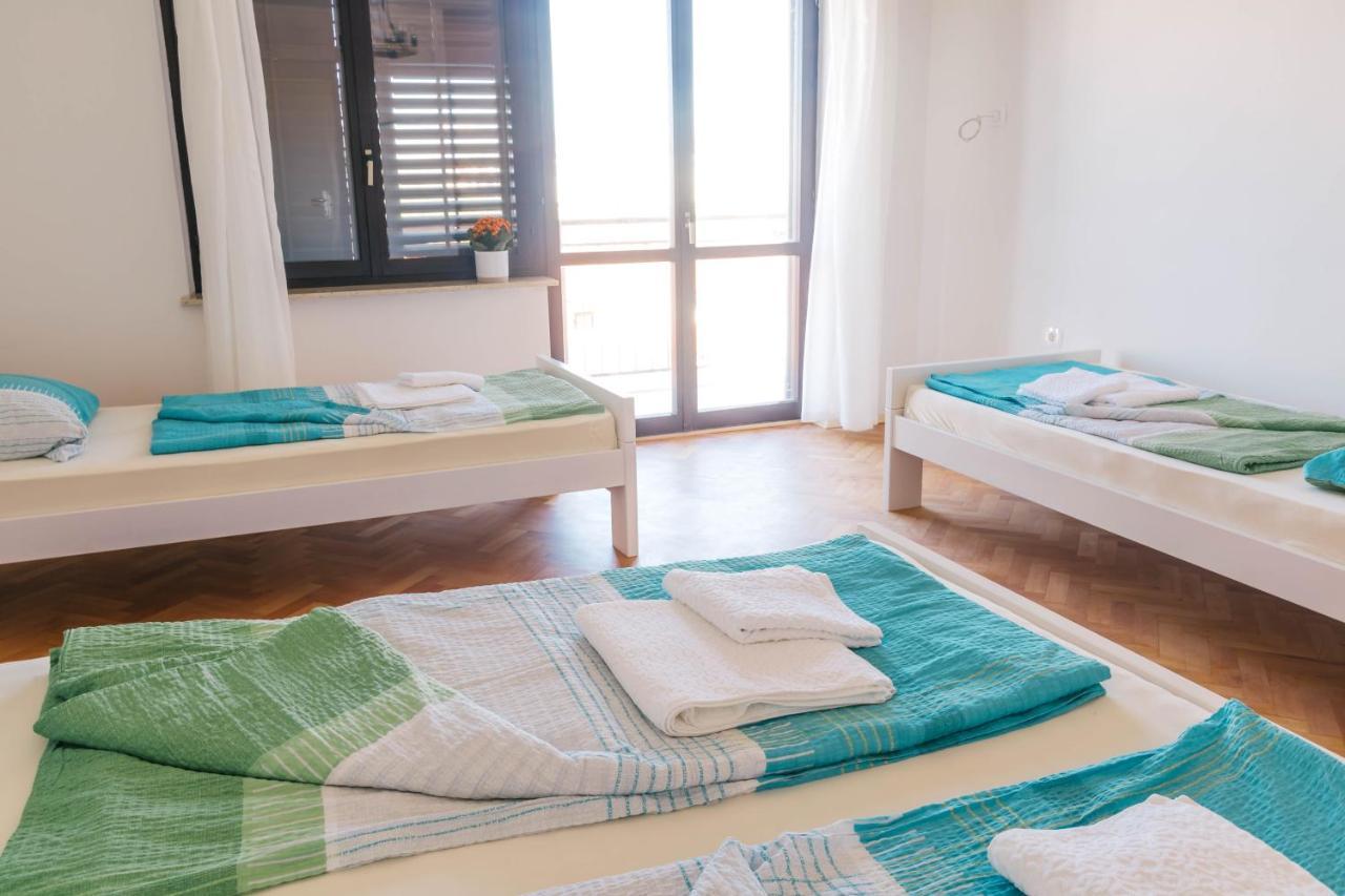 Hostel Sobe Kaki In Kivi Izola Zewnętrze zdjęcie