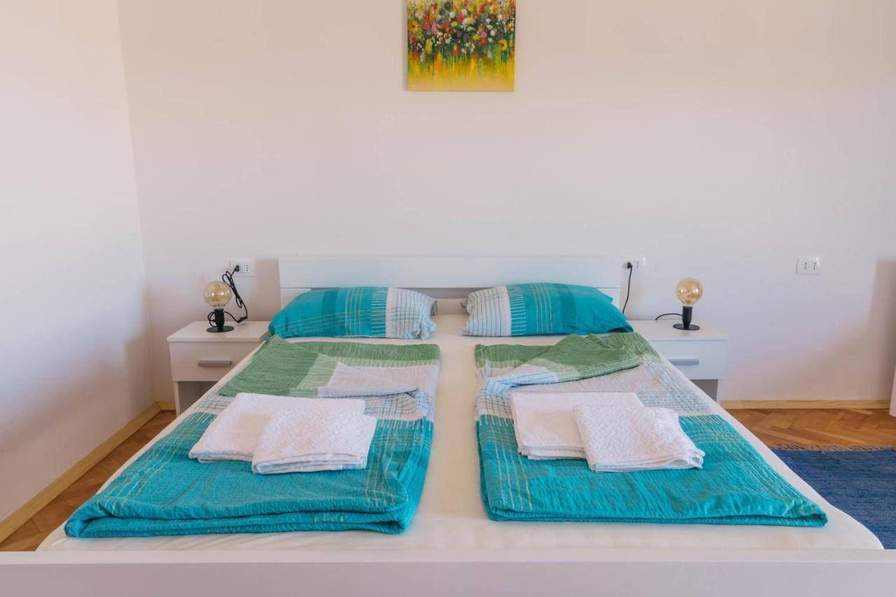 Hostel Sobe Kaki In Kivi Izola Zewnętrze zdjęcie