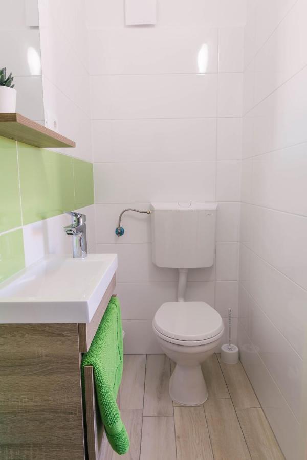 Hostel Sobe Kaki In Kivi Izola Zewnętrze zdjęcie