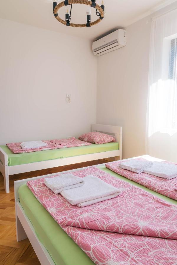 Hostel Sobe Kaki In Kivi Izola Zewnętrze zdjęcie