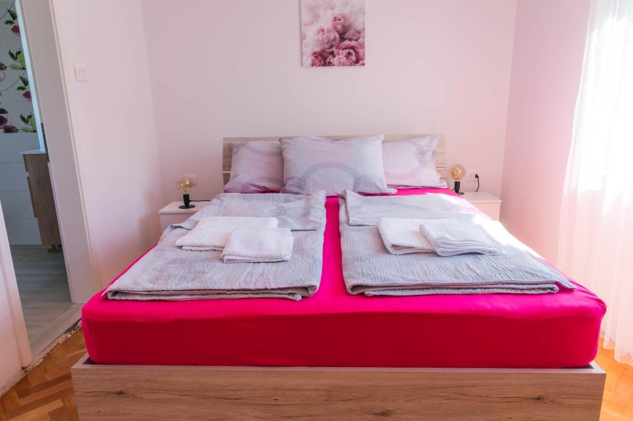 Hostel Sobe Kaki In Kivi Izola Zewnętrze zdjęcie