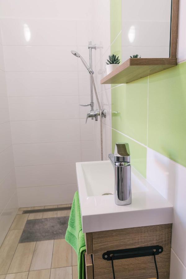 Hostel Sobe Kaki In Kivi Izola Zewnętrze zdjęcie